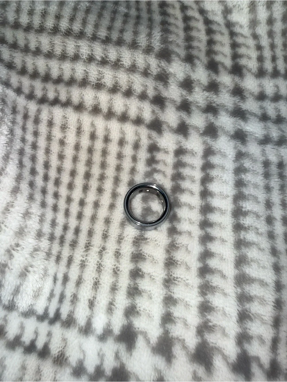 Oura Ring Gen 4 – Excellent Condition. Size 7 , Silver